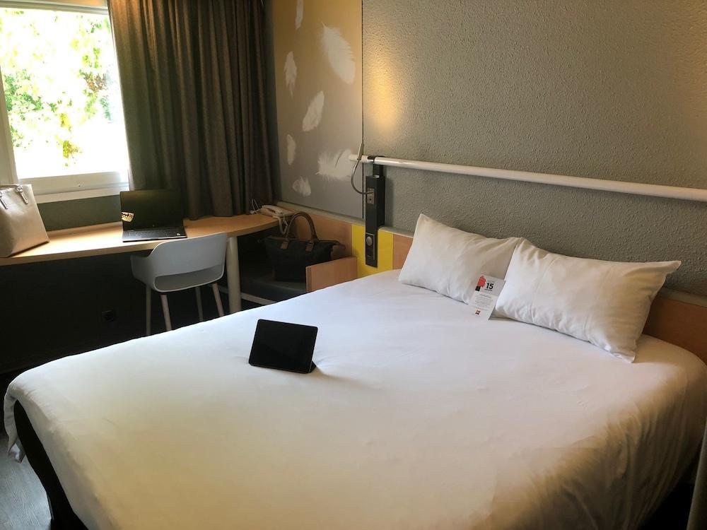 Ibis Vesoul Hotell Exteriör bild