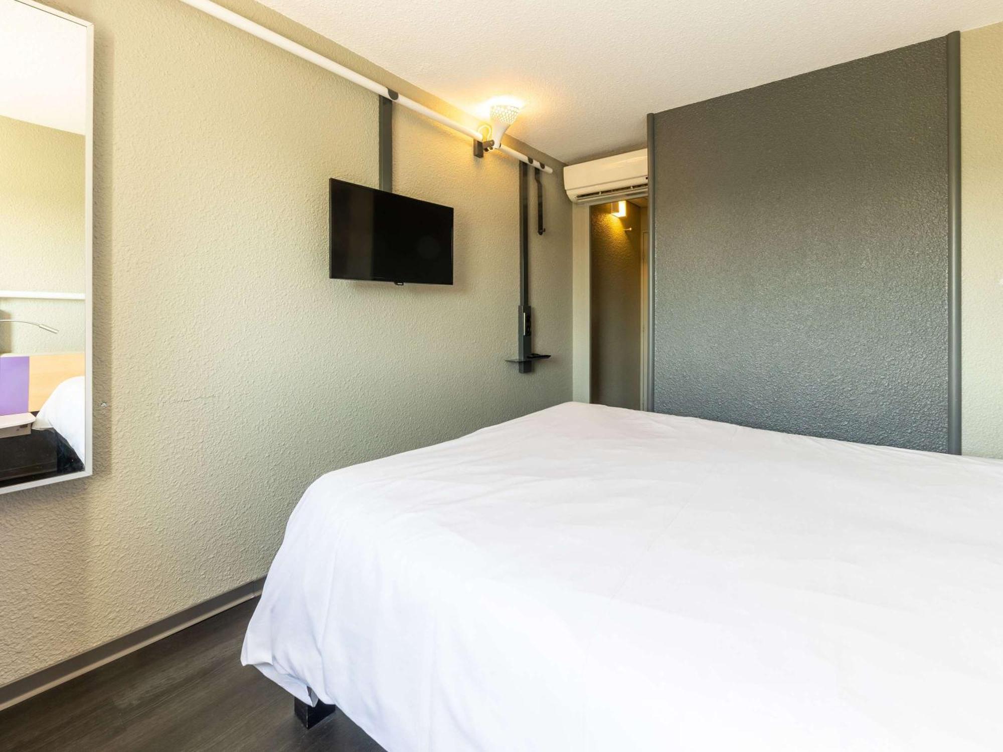 Ibis Vesoul Hotell Exteriör bild