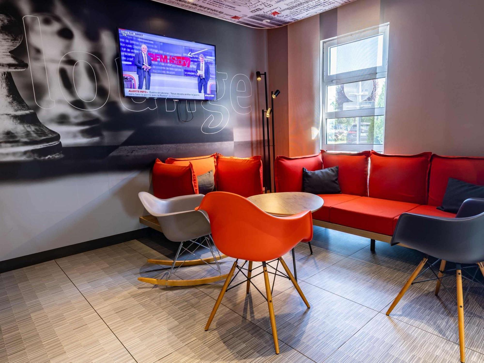 Ibis Vesoul Hotell Exteriör bild