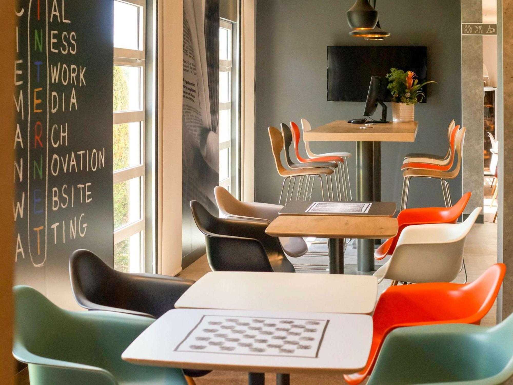 Ibis Vesoul Hotell Exteriör bild