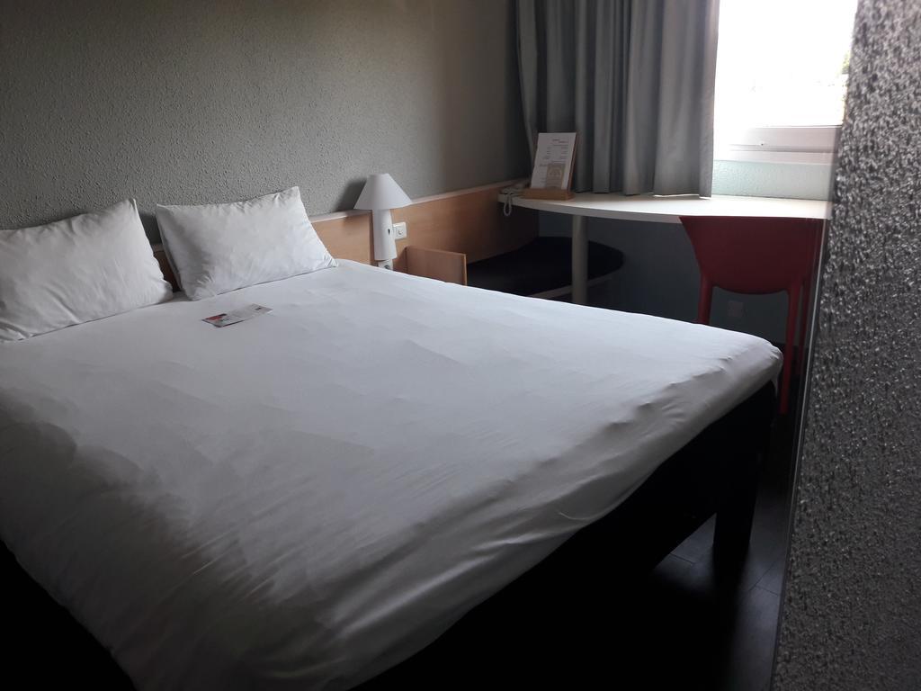 Ibis Vesoul Hotell Exteriör bild