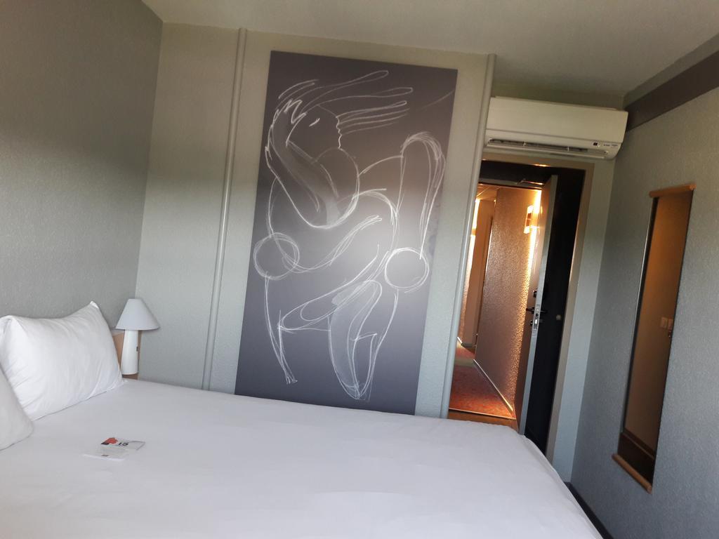 Ibis Vesoul Hotell Exteriör bild