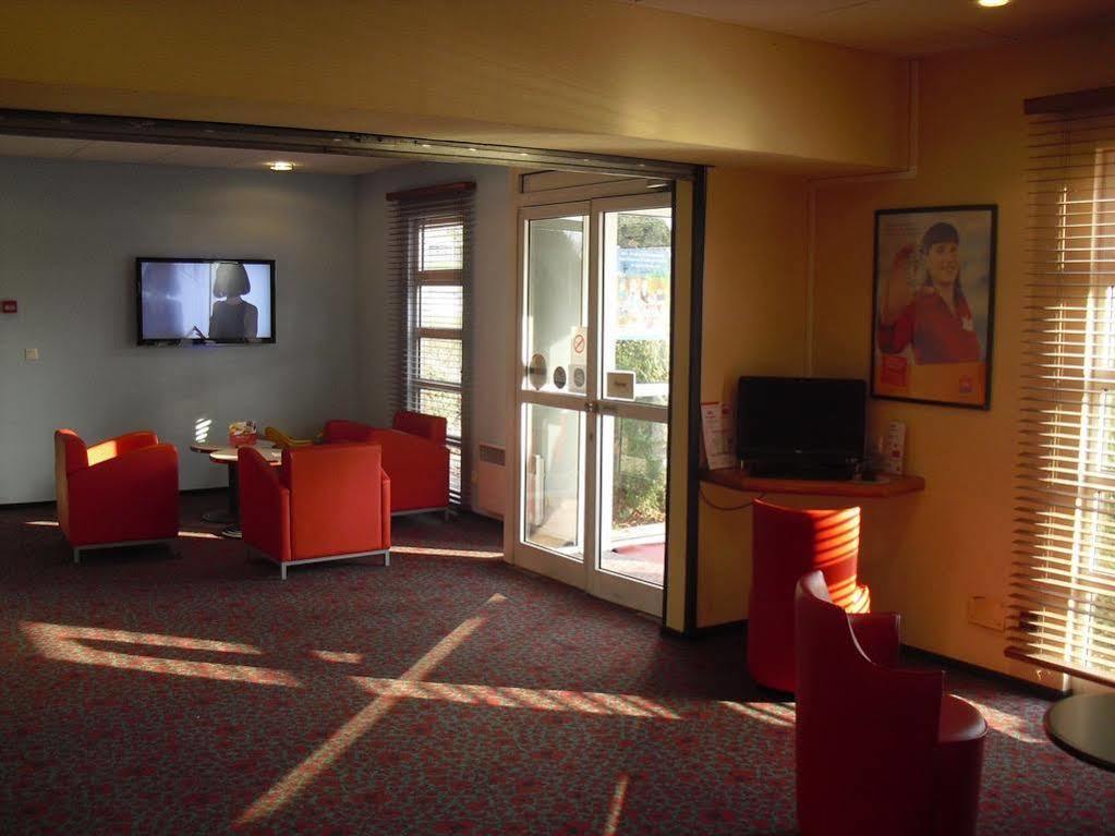 Ibis Vesoul Hotell Exteriör bild