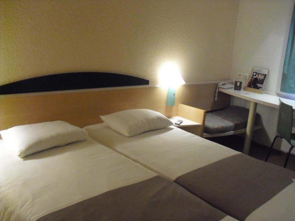 Ibis Vesoul Hotell Exteriör bild